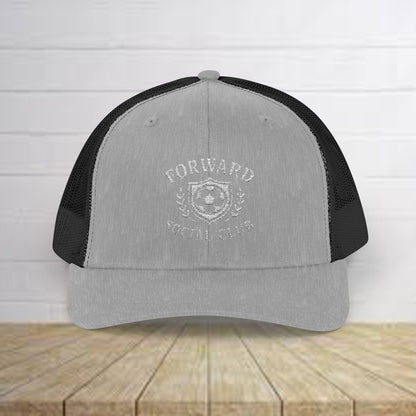Forward Social Club in white - Snapback Trucker Cap