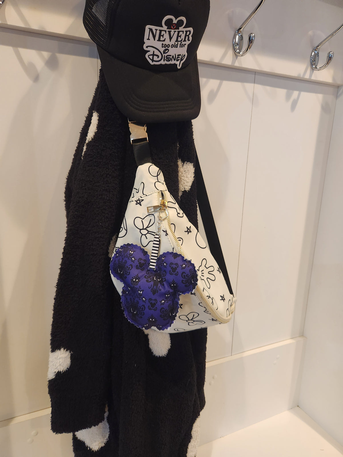 Haunted Mansion Wallpaper Mouse Bag Charm
