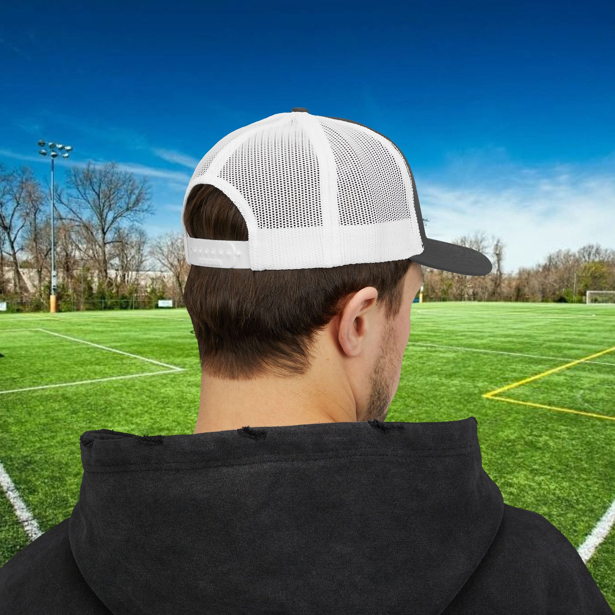 Forward Social Club in white - Snapback Trucker Cap