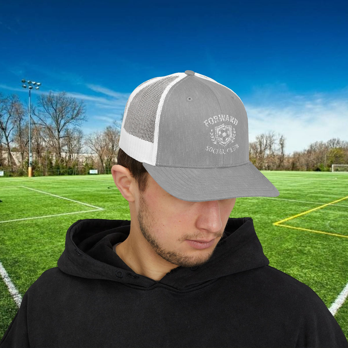 Forward Social Club in white - Snapback Trucker Cap