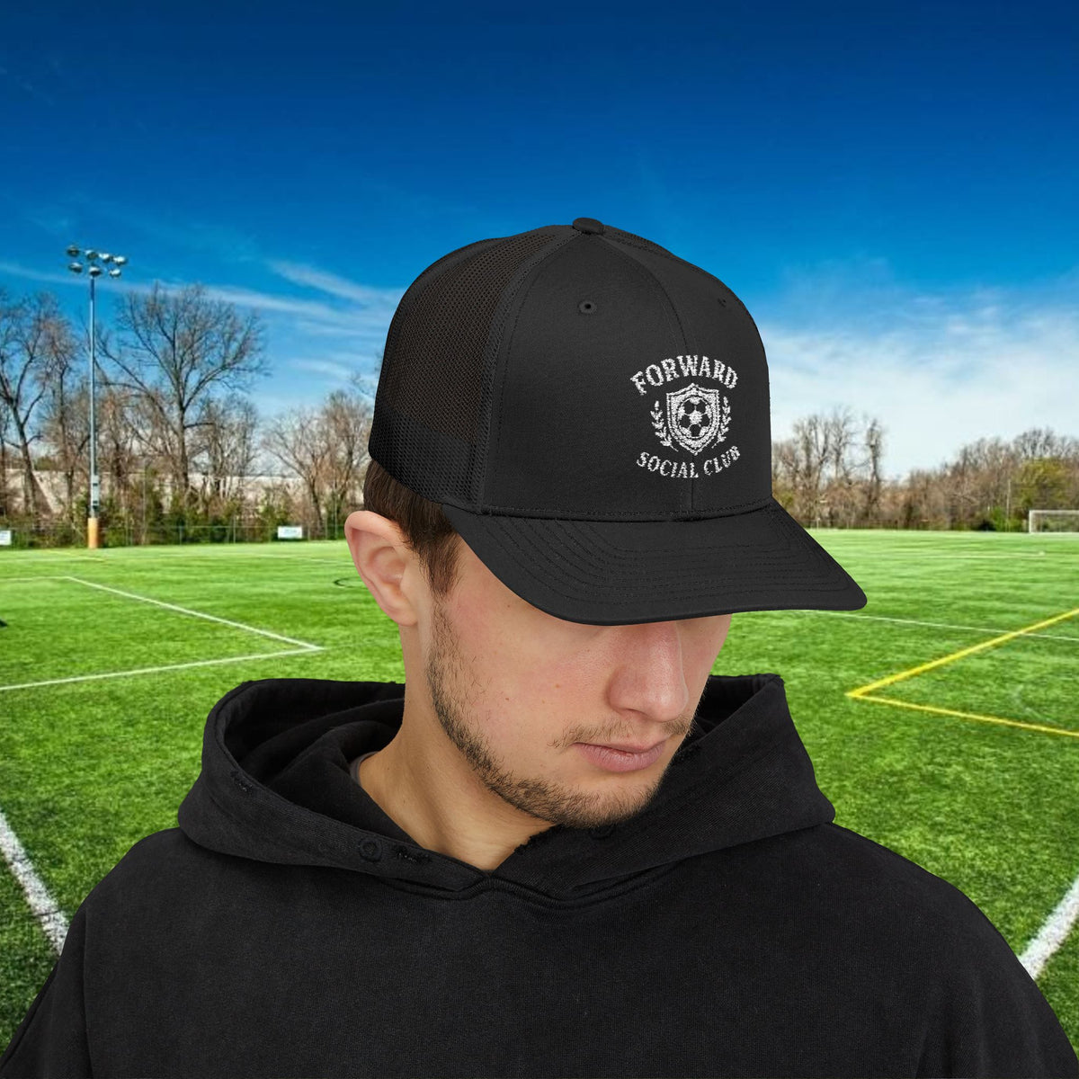 Forward Social Club in white - Snapback Trucker Cap