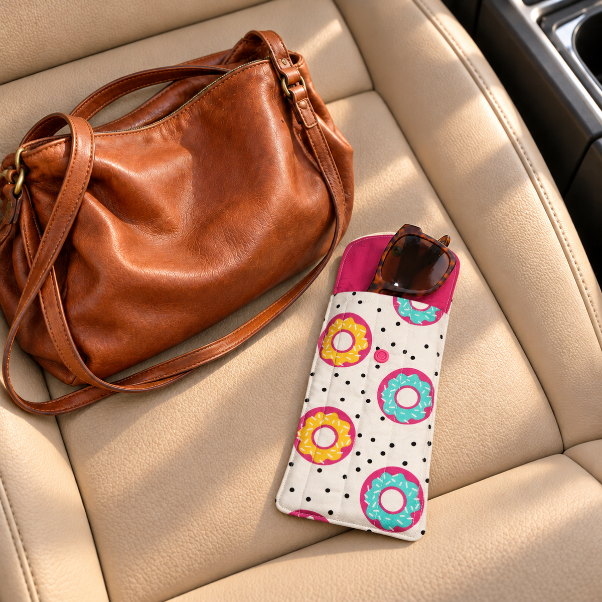 Donut Print Quilted Glasses & Sunglasses Case
