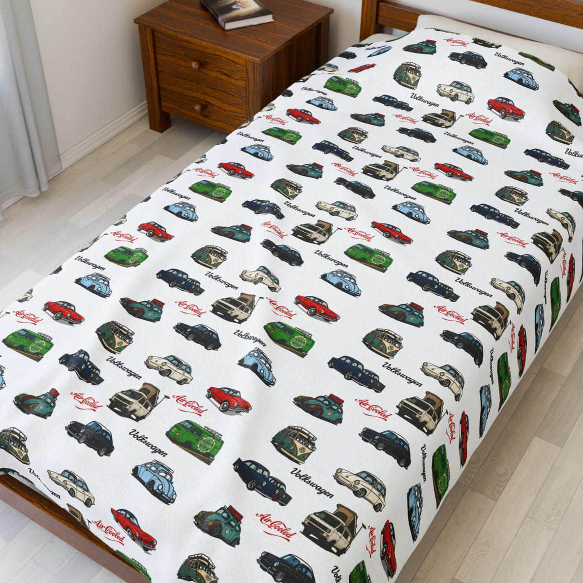 Vintage Volkswagen Velveteen Plush Blanket, Warm Throw Blanket for Car Lovers, Soft Blanket Gift for Road Trip Enthusiasts, [...]